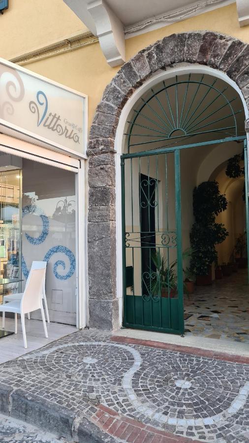 B&B La Piazzetta Иския Екстериор снимка